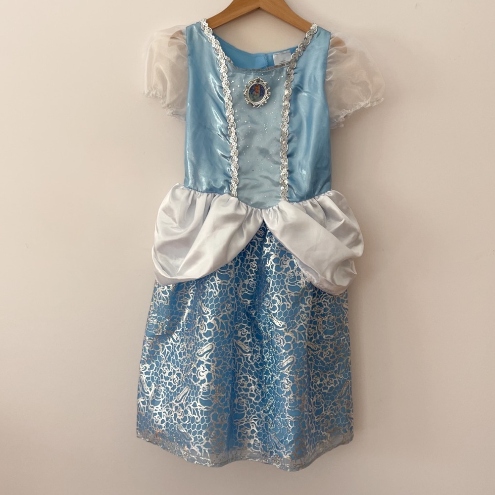 DISNEY VGUC Cinderella Princess Dress Up Costume